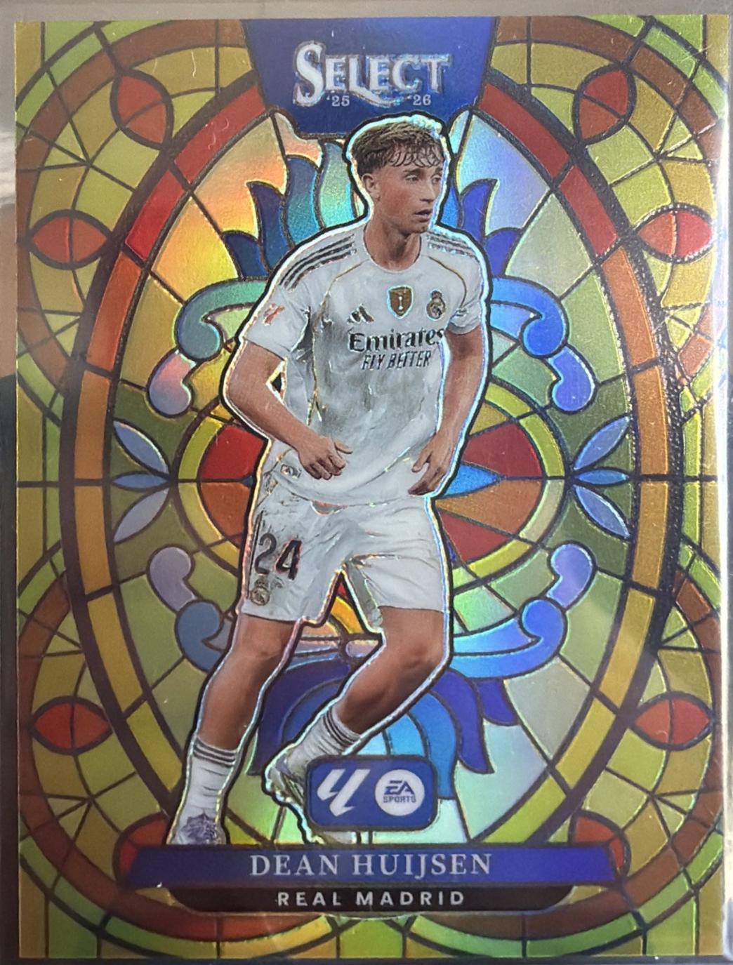 Dean Huijsen #27