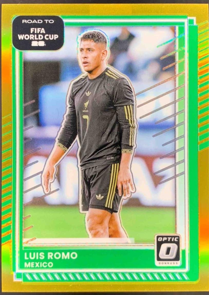 Luis Romo [Gold] #78