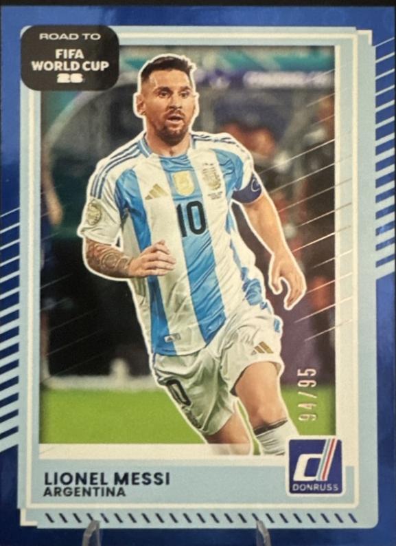 Lionel Messi [Blue Pyramids] #154
