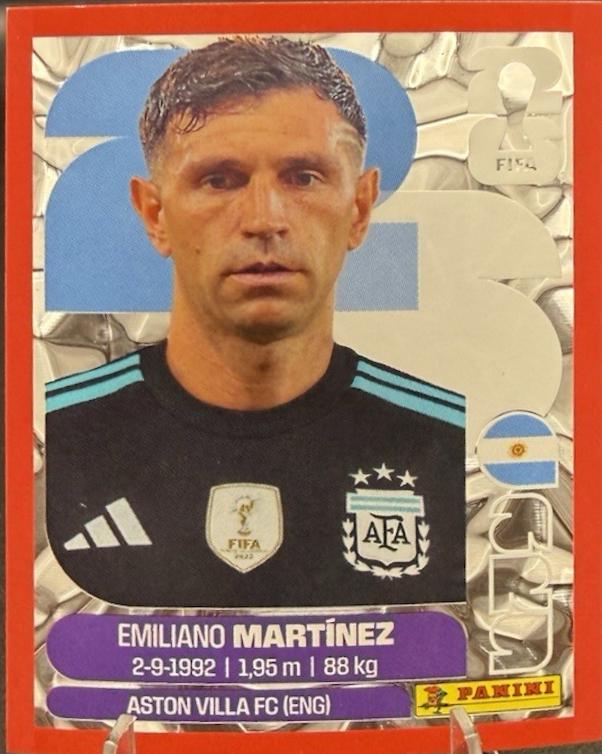 Emiliano Martinez [Red Crumple] #ARG2