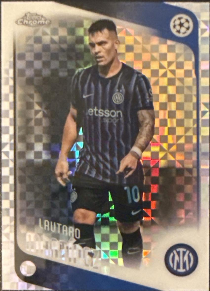 Lautaro Martinez [Purple X-Fractor] #156