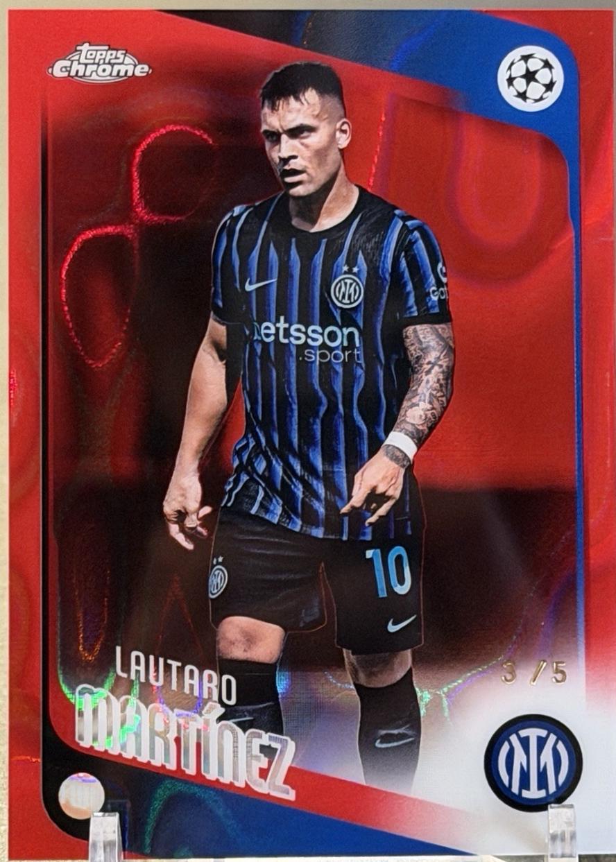 Lautaro Martinez [Red Lava Refractor] #156
