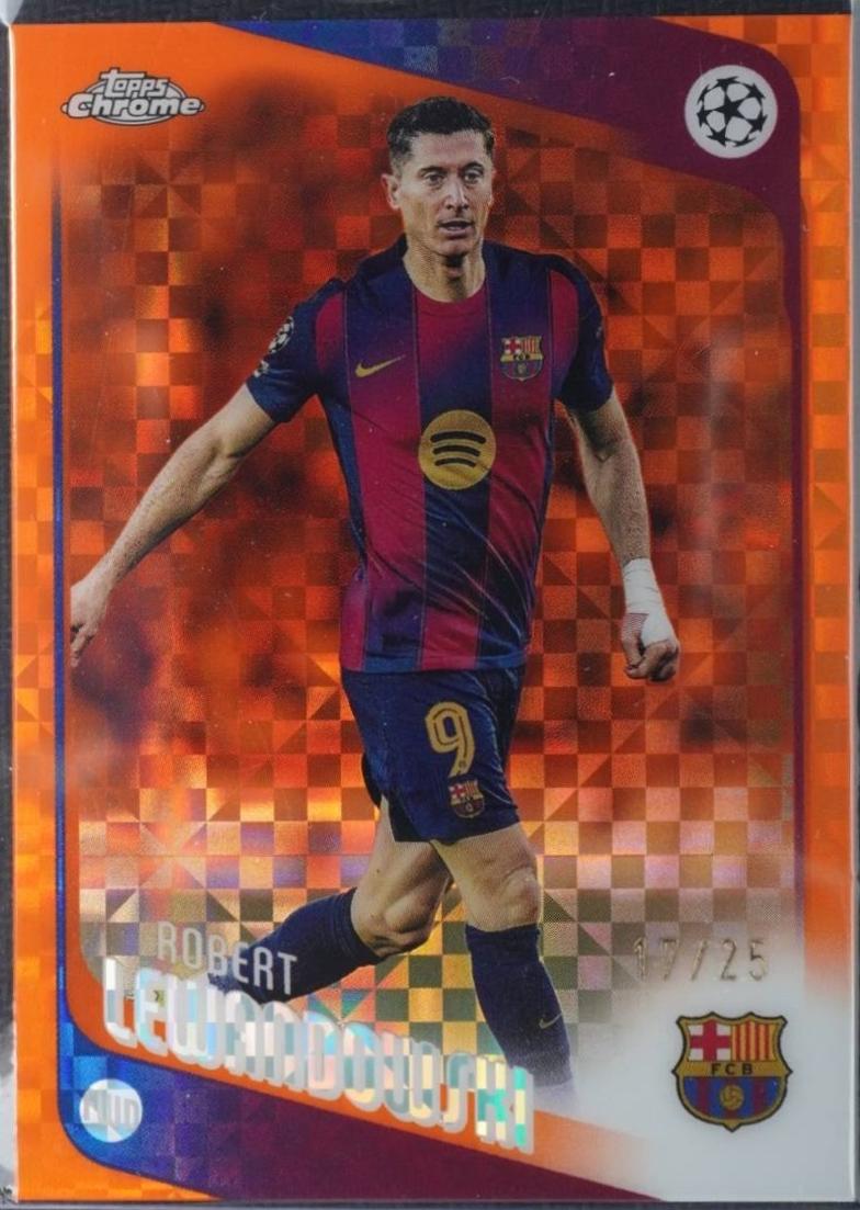 Robert Lewandowski [Orange X-Fractor] #54