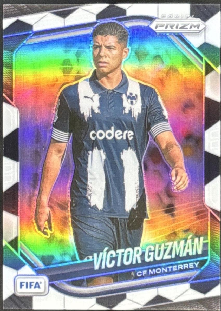 Victor Guzman [Soccer Ball] #137
