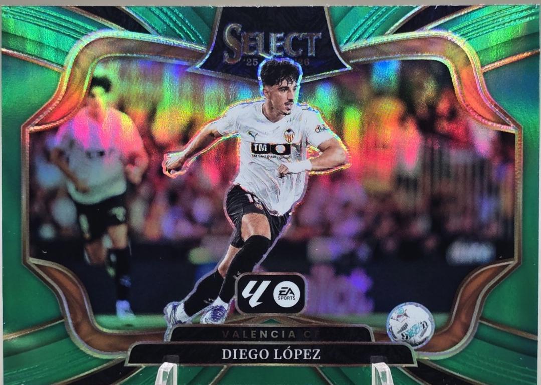 Diego Lopez [Green] #220