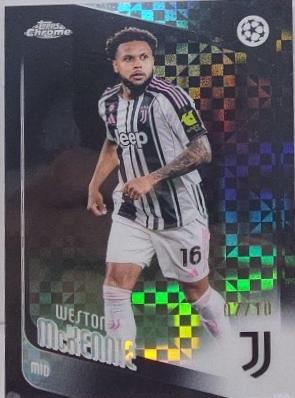 Weston McKennie [Black X-Fractor] #15
