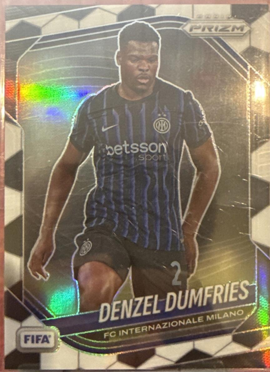 Denzel Dumfries [Soccer Ball] #81