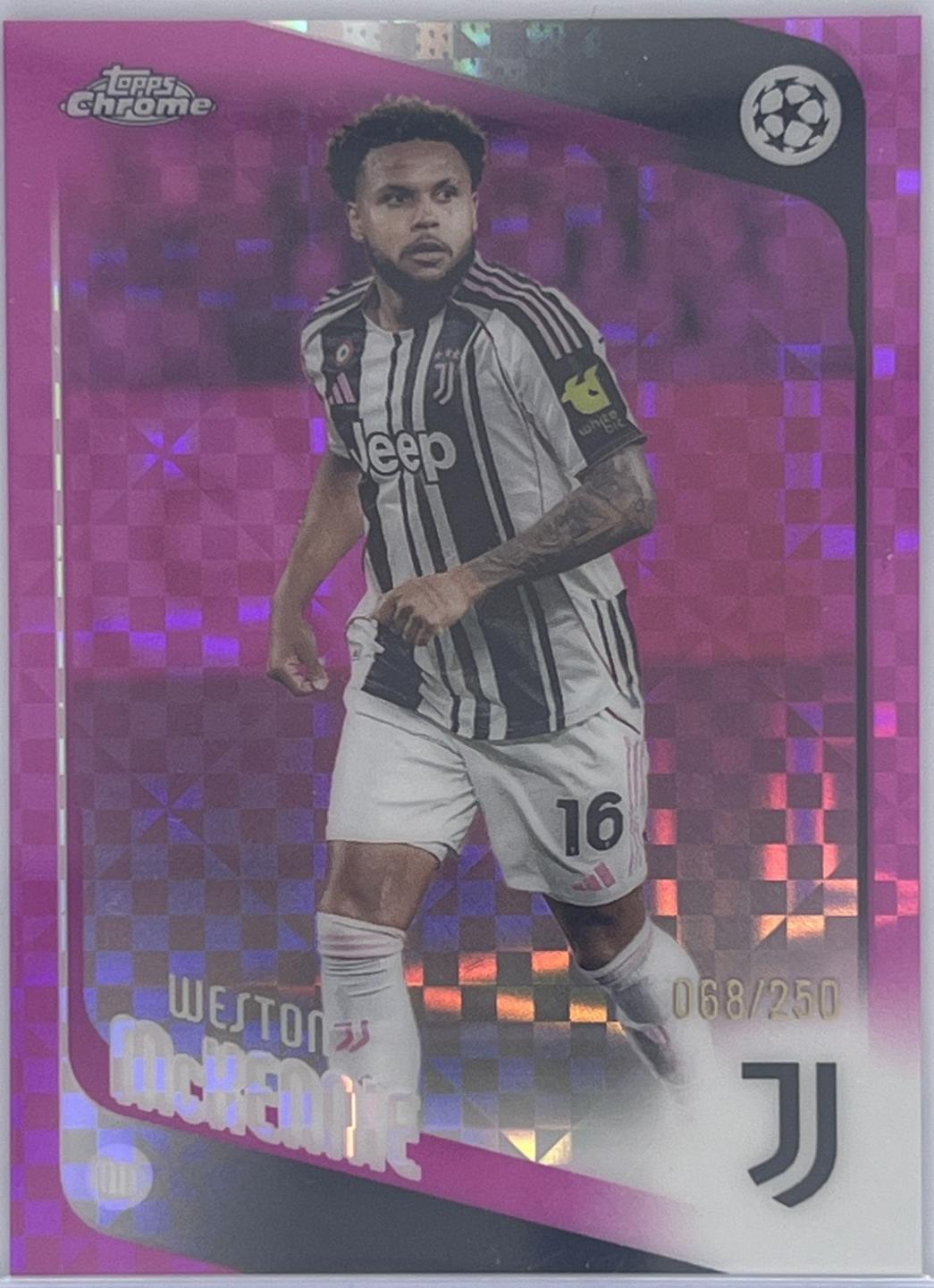 Weston McKennie [Pink X-Fractor] #15