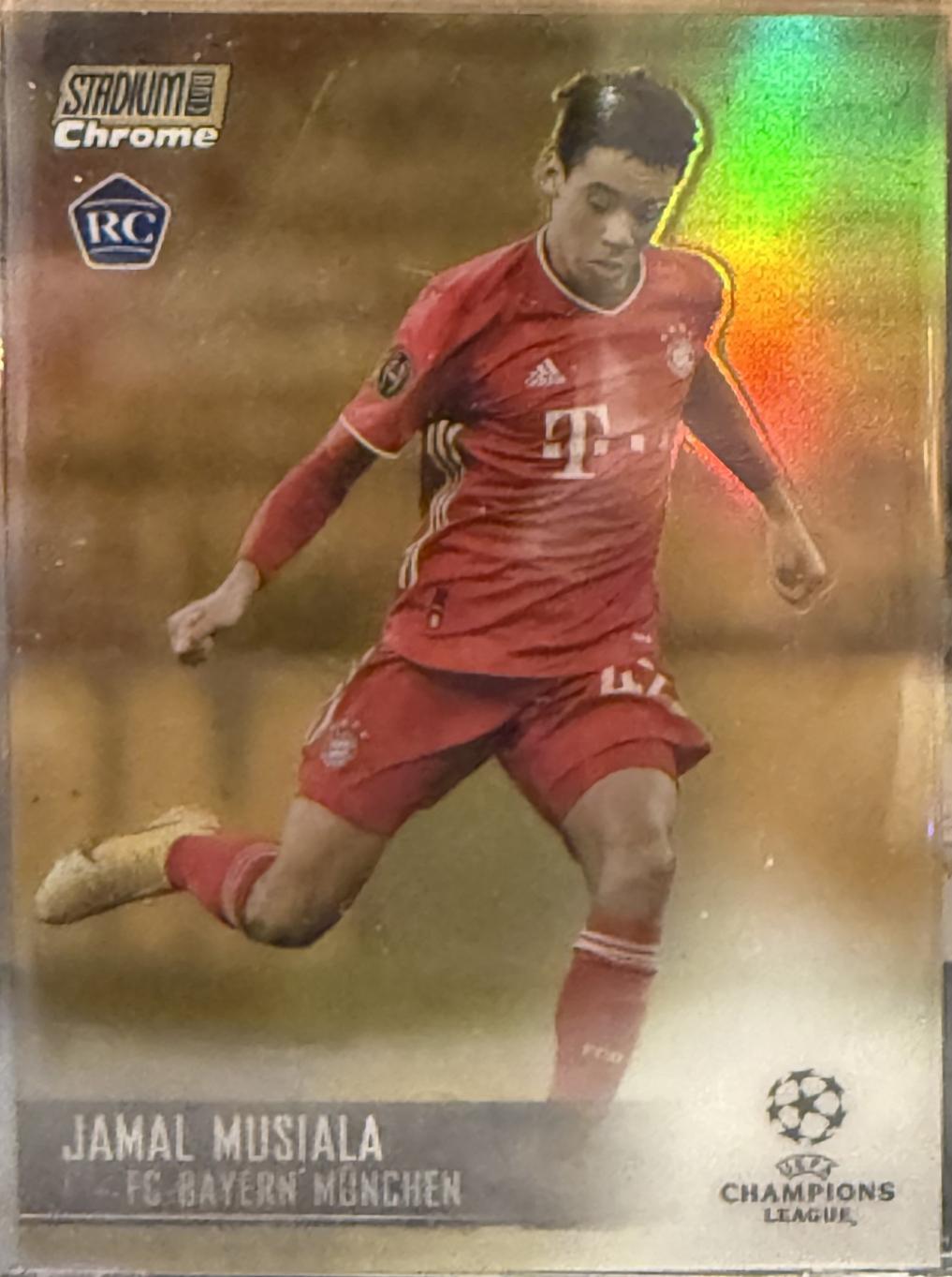 Jamal Musiala [Gold Refractor] #41