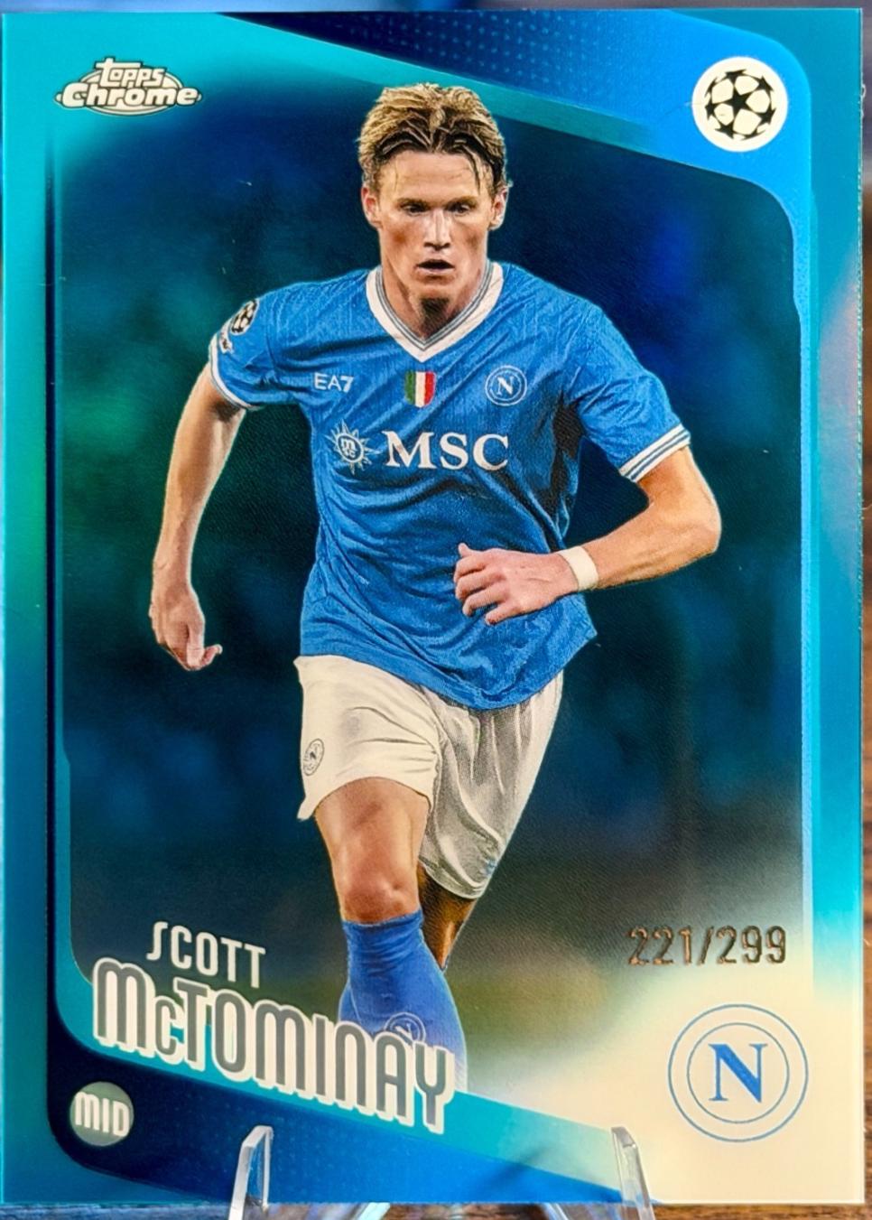 Scott McTominay [Aqua Refractor] #41