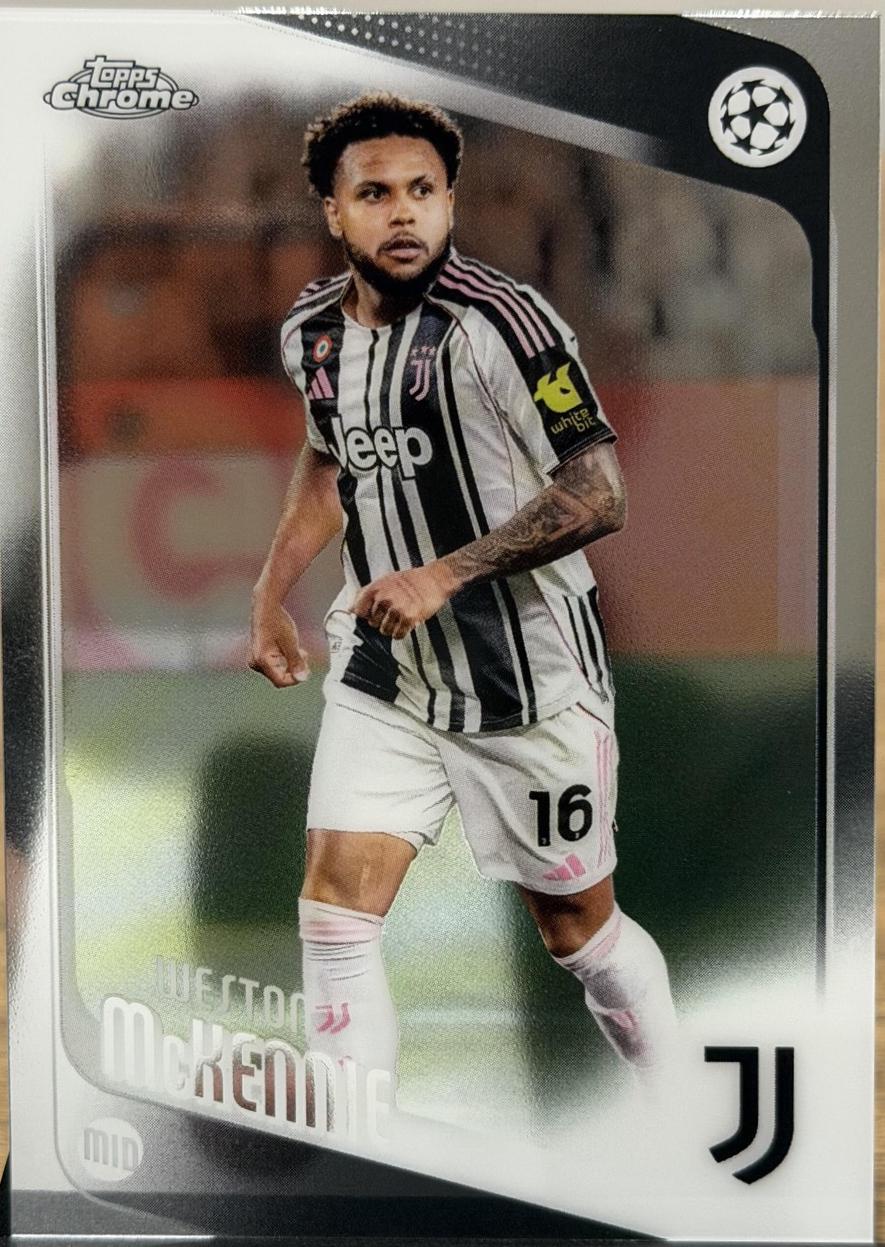 Weston McKennie [Red Foil] #15