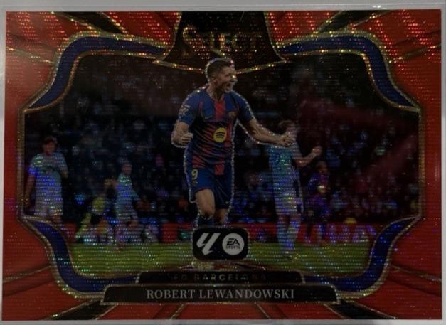 Robert Lewandowski [Red Wave] #201