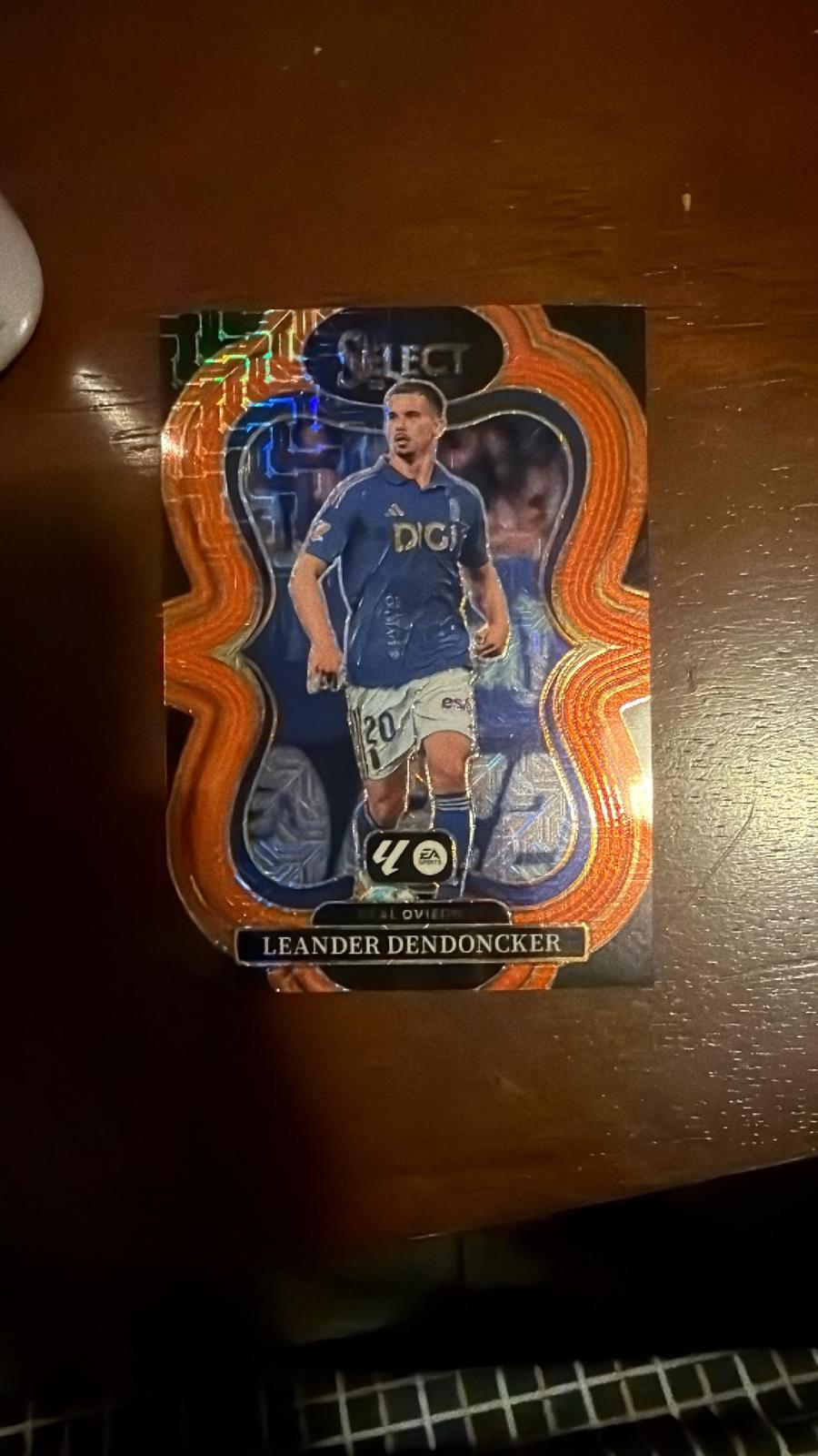 Leander Dendoncker [Orange Mojo] #200