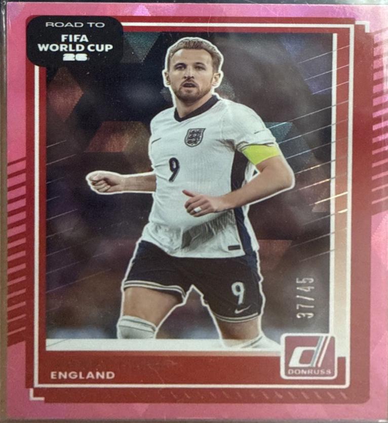 Harry Kane [Pink Cubic] #62