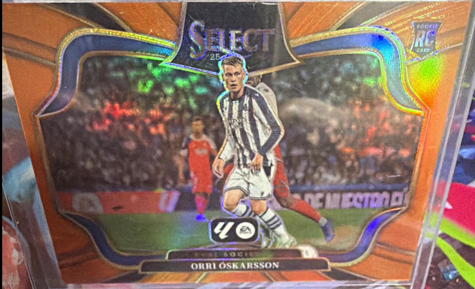 Orri Oskarsson [Orange] #245