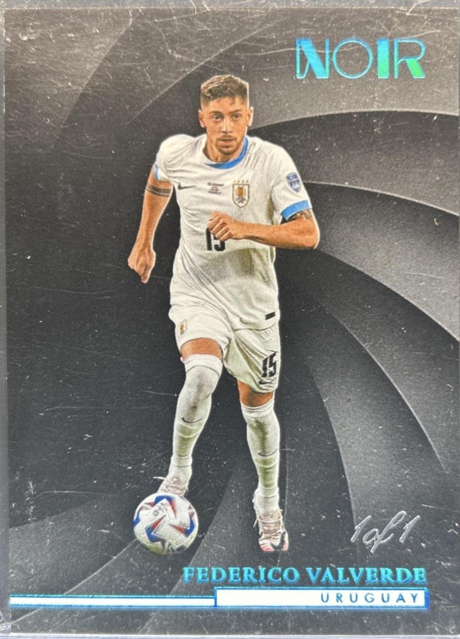 Federico Valverde [Holo Platinum] #20