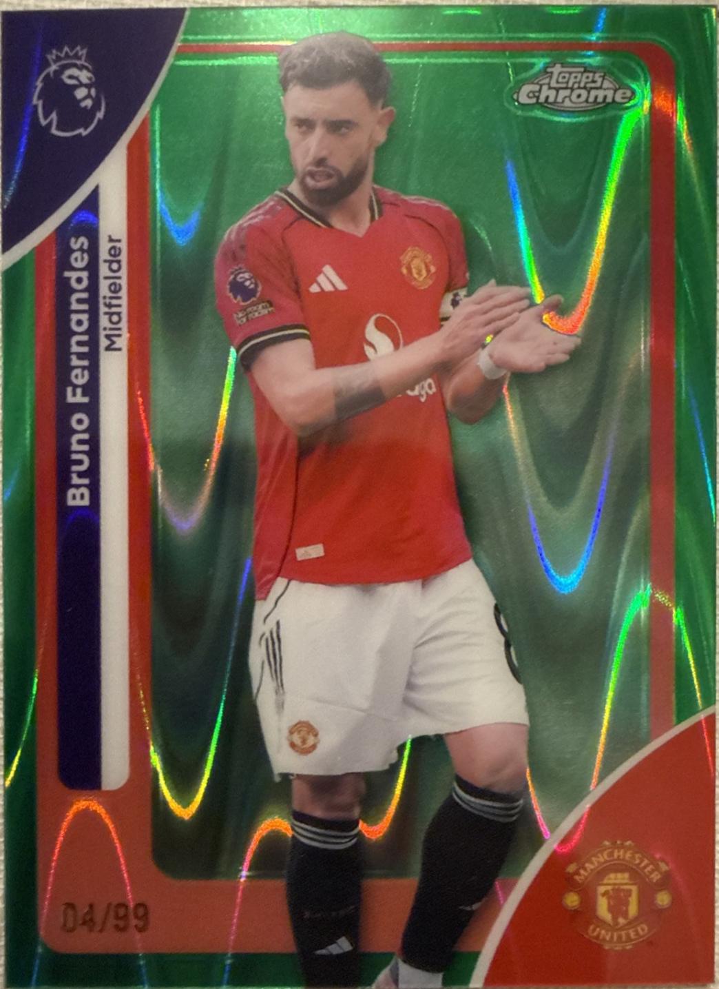 Bruno Fernandes [Green RayWave Refractor] #135