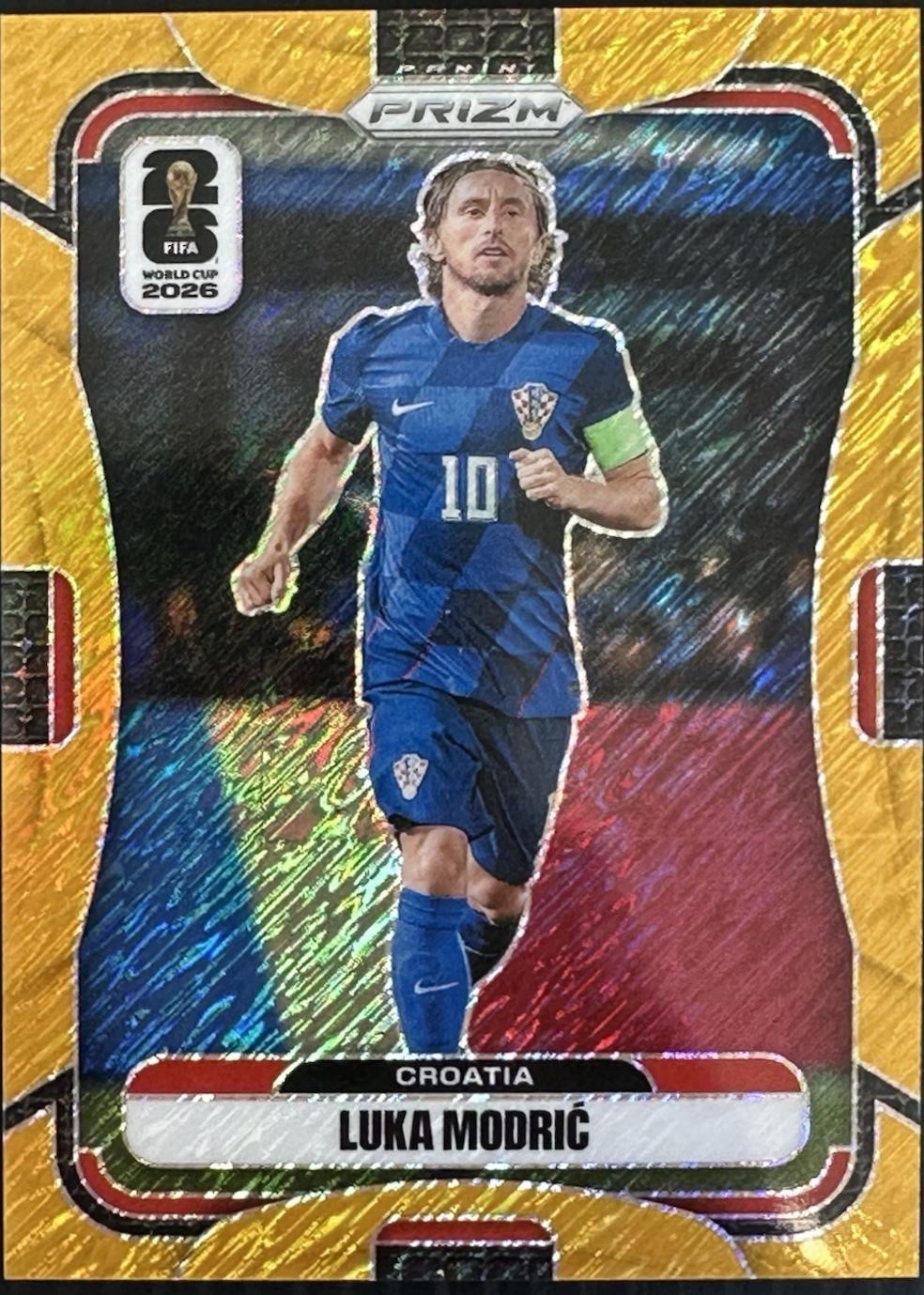 Luka Modric [Gold Shimmer] #200