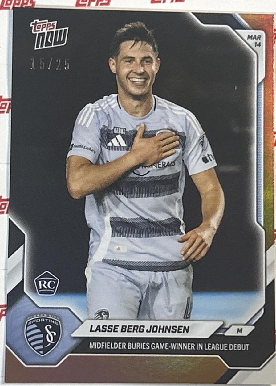 Lasse Berg Johnsen [Orange Foil] #12