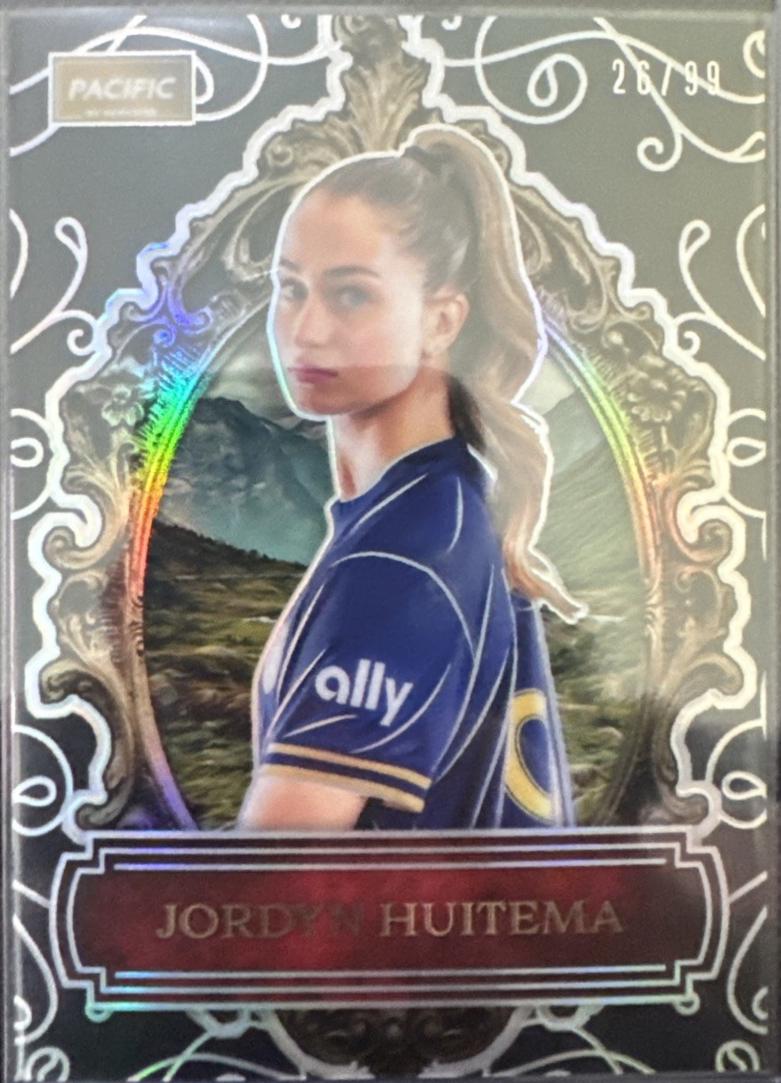 Jordyn Huitema #10