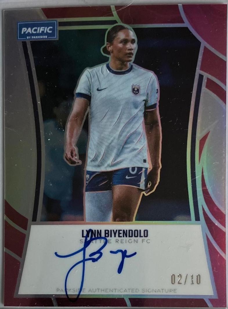 Lynn Biyendolo [Pink] #PS-LB