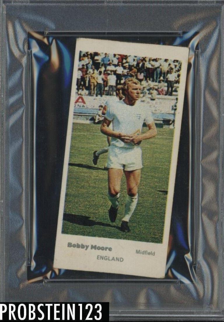 Bobby Moore #16