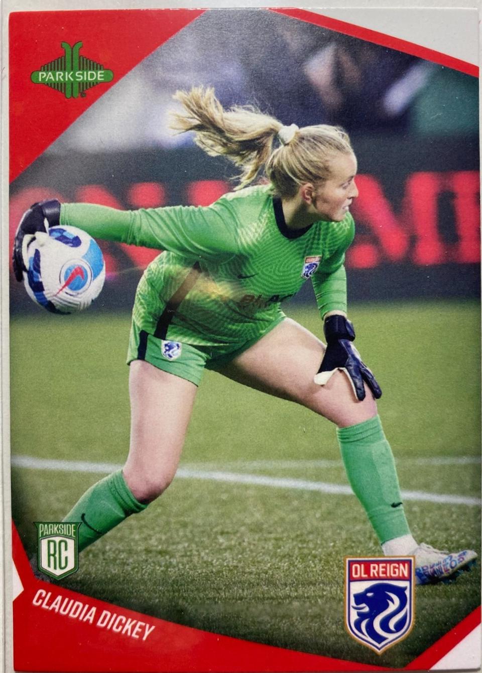 Claudia Dickey #32