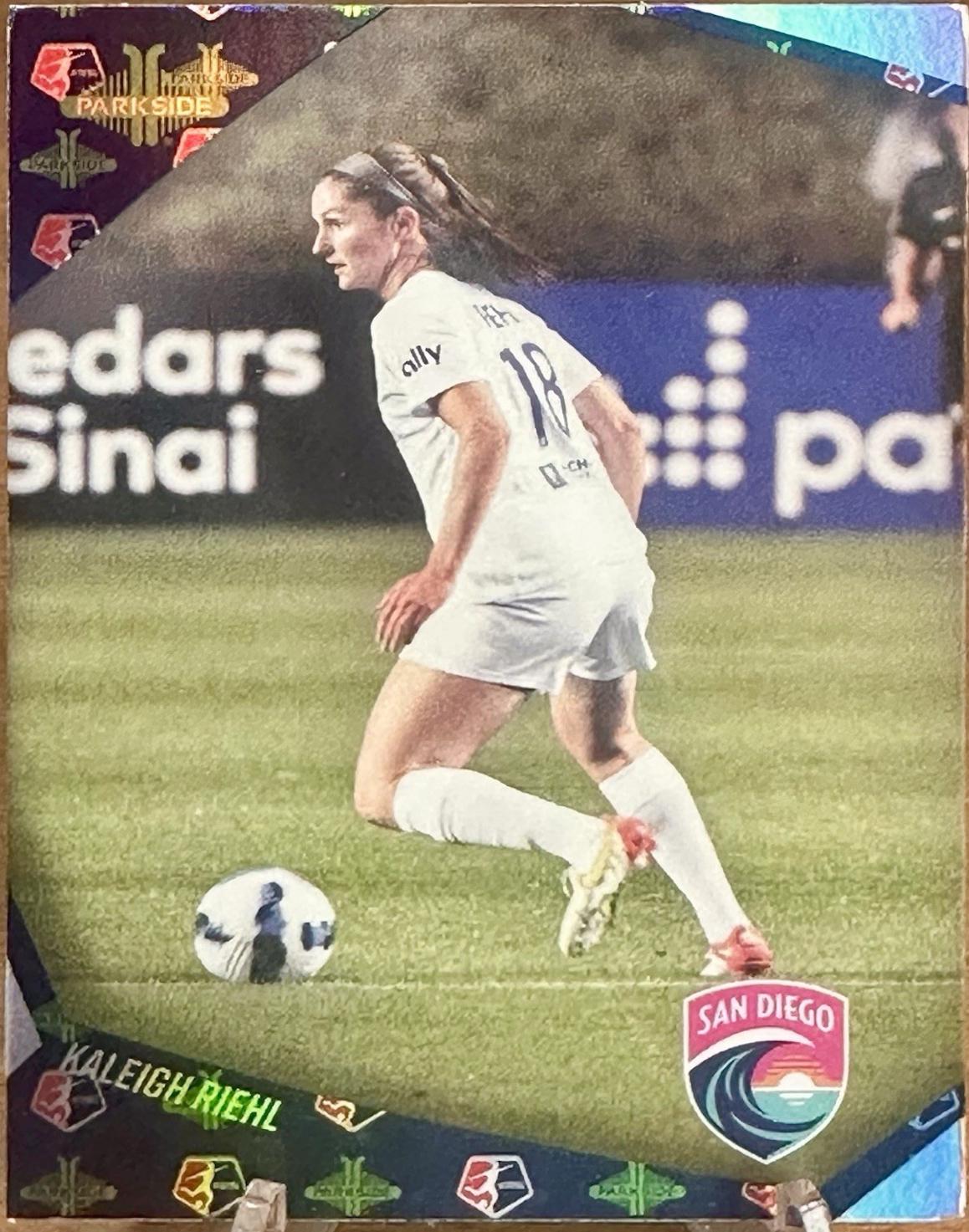 Kaleigh Riehl [Logo Foil] #129