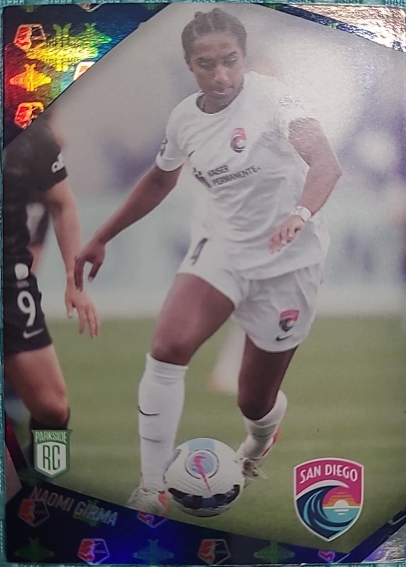 Naomi Girma [Logo Foil] #149