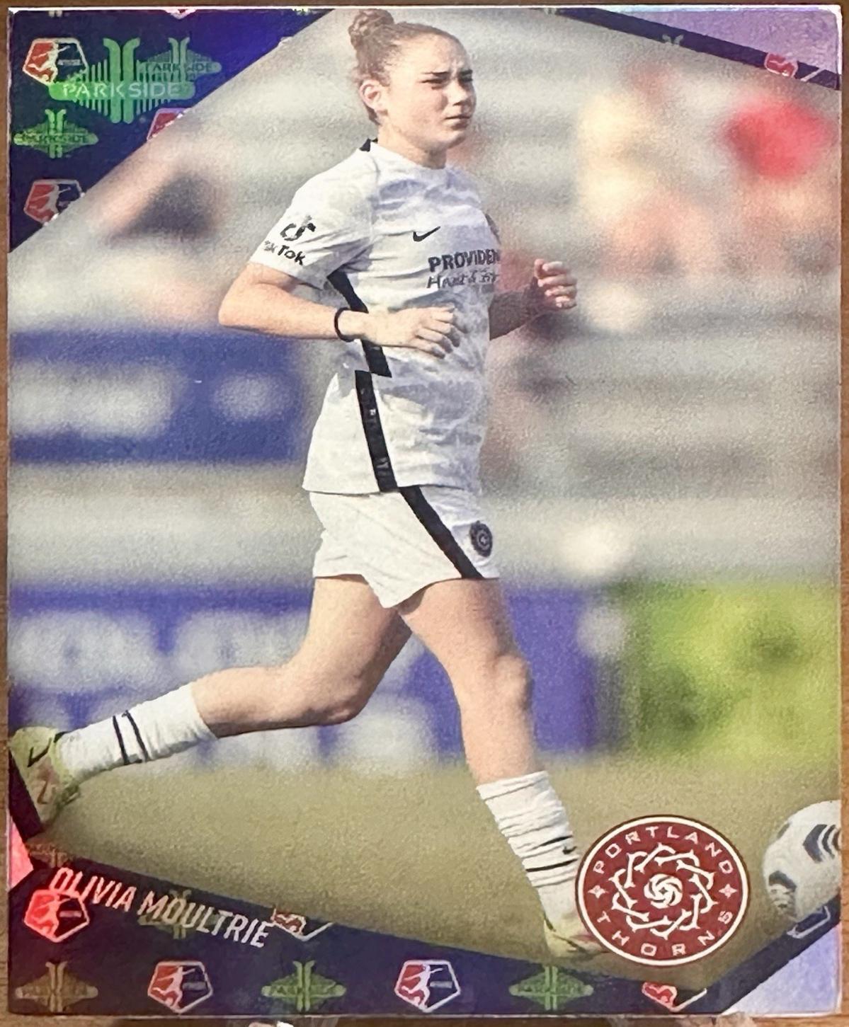 Olivia Moultrie [Logo Foil] #202