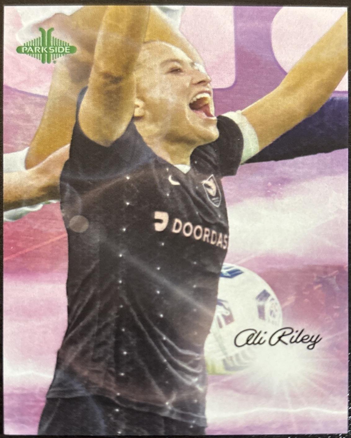 Ali Riley #BG21