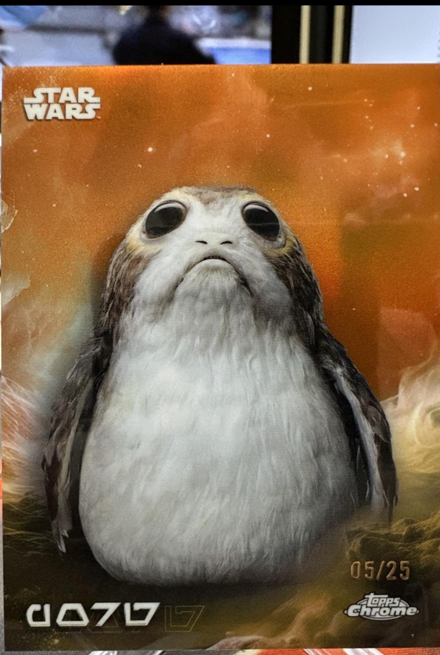 Porg [Rebel Orange Refractor] #AV-147