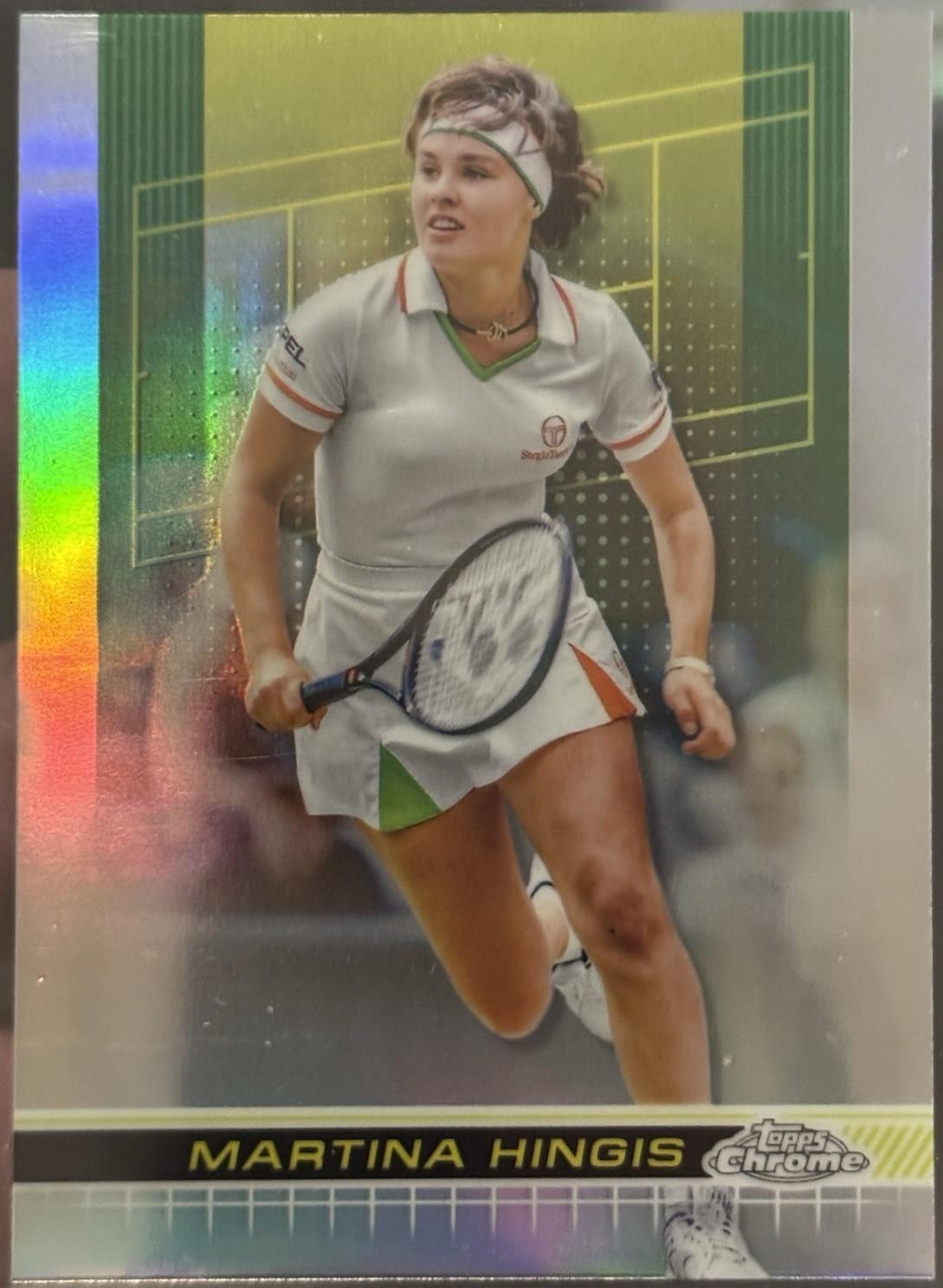 Martina Hingis [Clay Court Refractor] #152