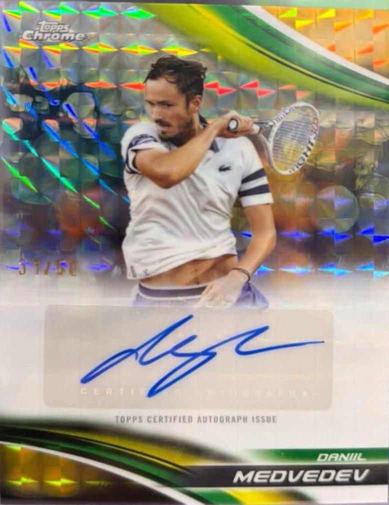 Daniil Medvedev [Gold Geometric Refractor] #3