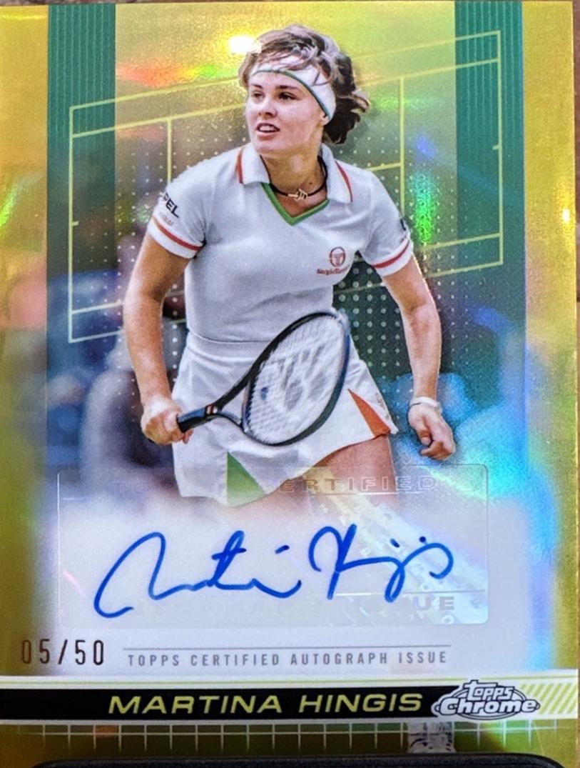Martina Hingis [Gold Refractor] #TCA-MHS