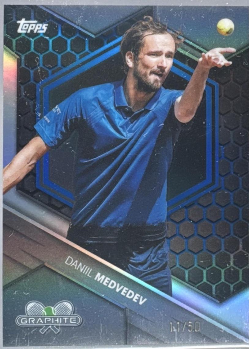 Daniil Medvedev [Blue Refractor] #78