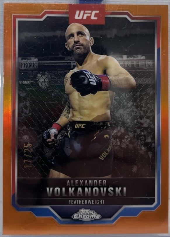 Alexander Volkanovski [Orange Refractor] #18