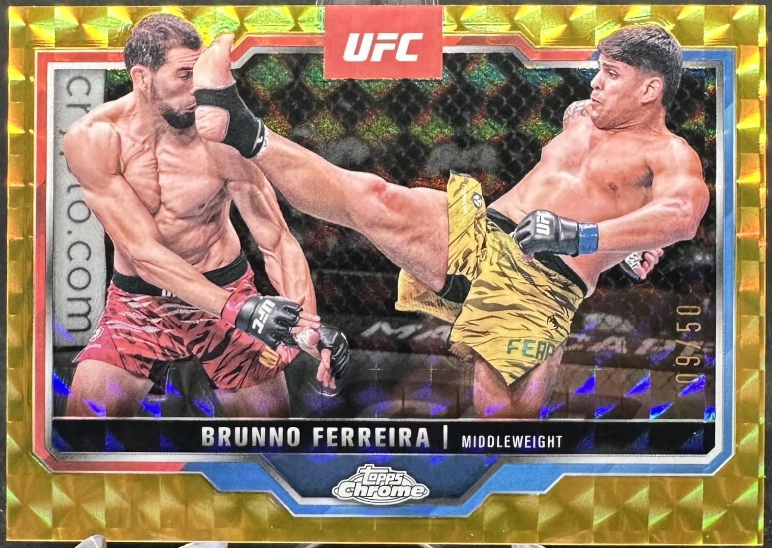 Brunno Ferreira [Gold Geometric Refractor] #192