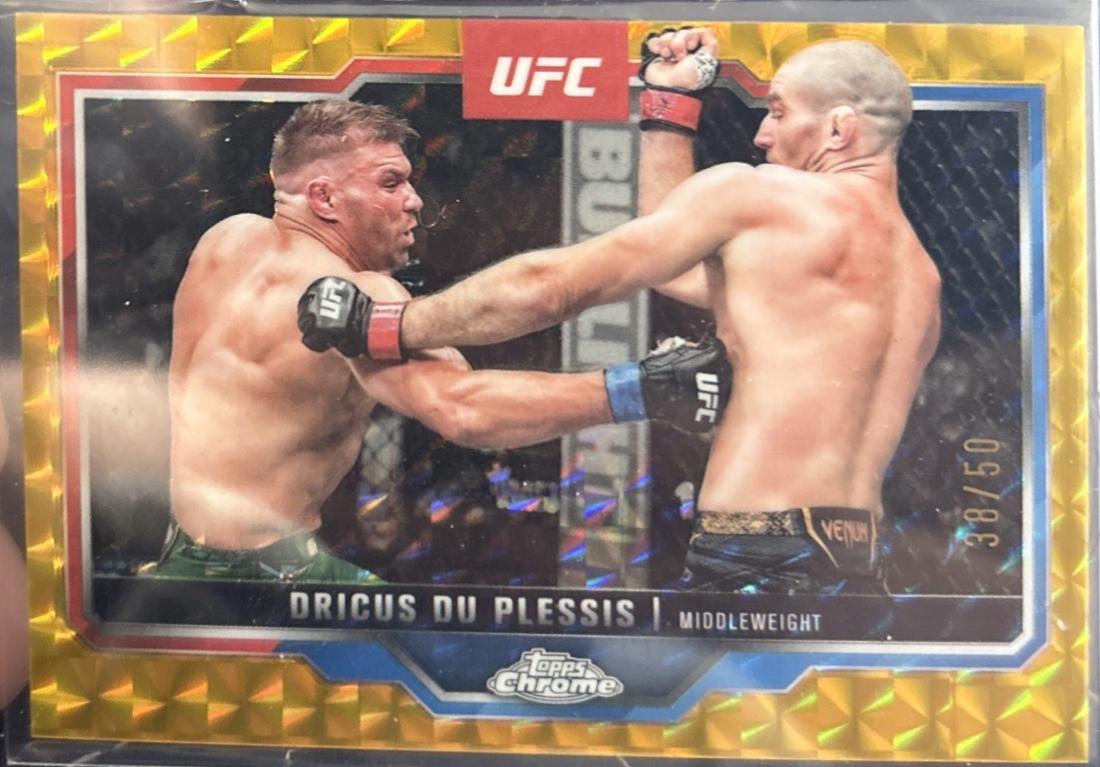 Dricus Du Plessis [Gold Geometric Refractor] #137