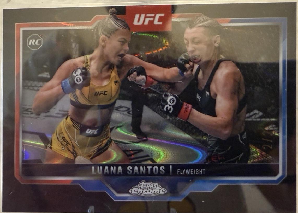 Luana Santos [Black Geometric Refractor] #103