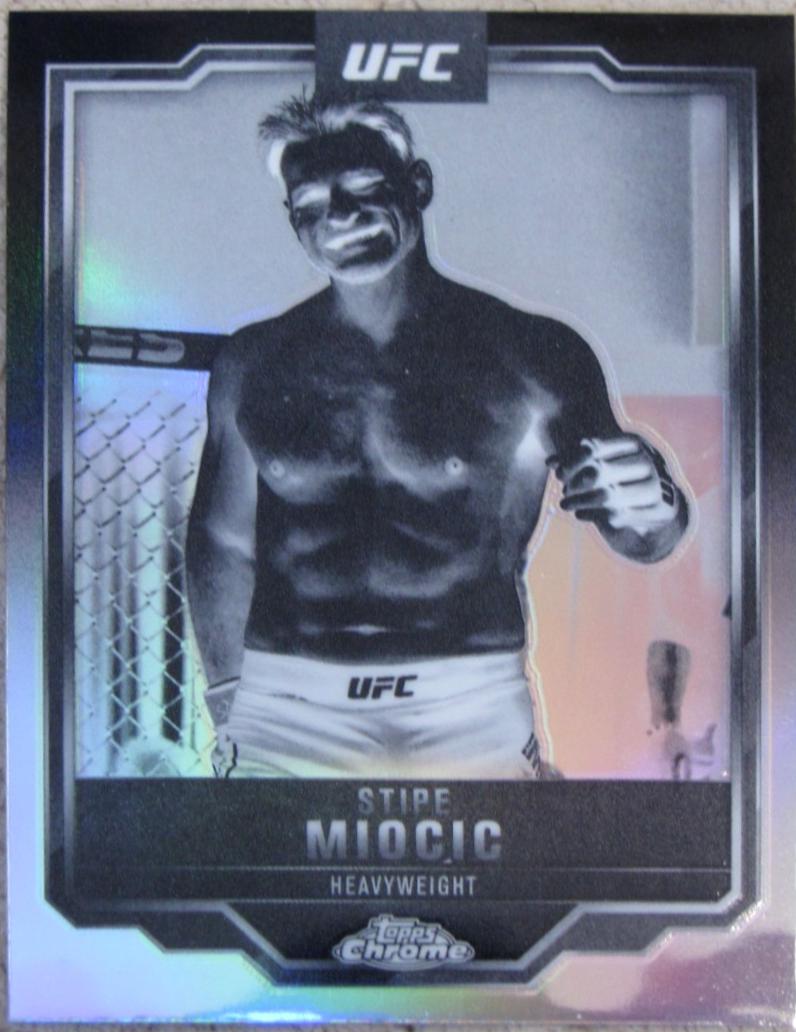 Stipe Miocic [Negative Refractor] #122