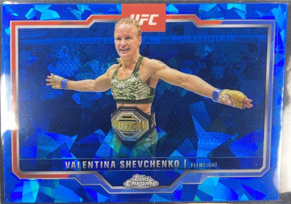 Valentina Shevchenko [Blue Refractor] #166