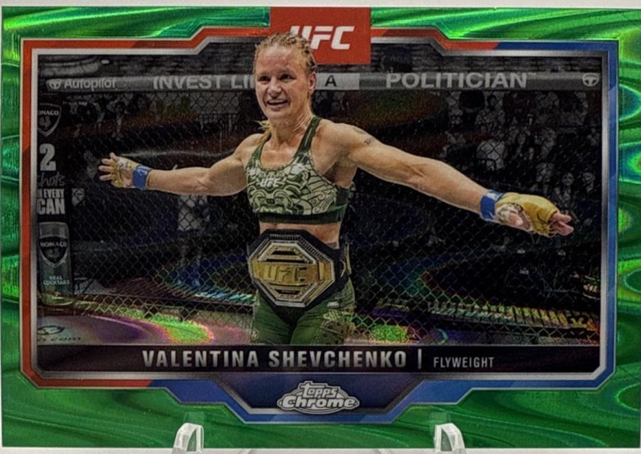 Valentina Shevchenko [Green Refractor] #166