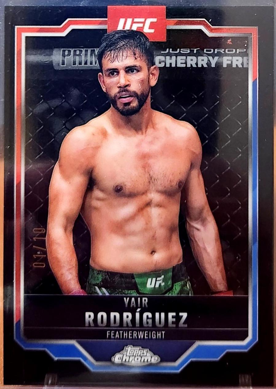 Yair Rodriguez [Black Refractor] #95