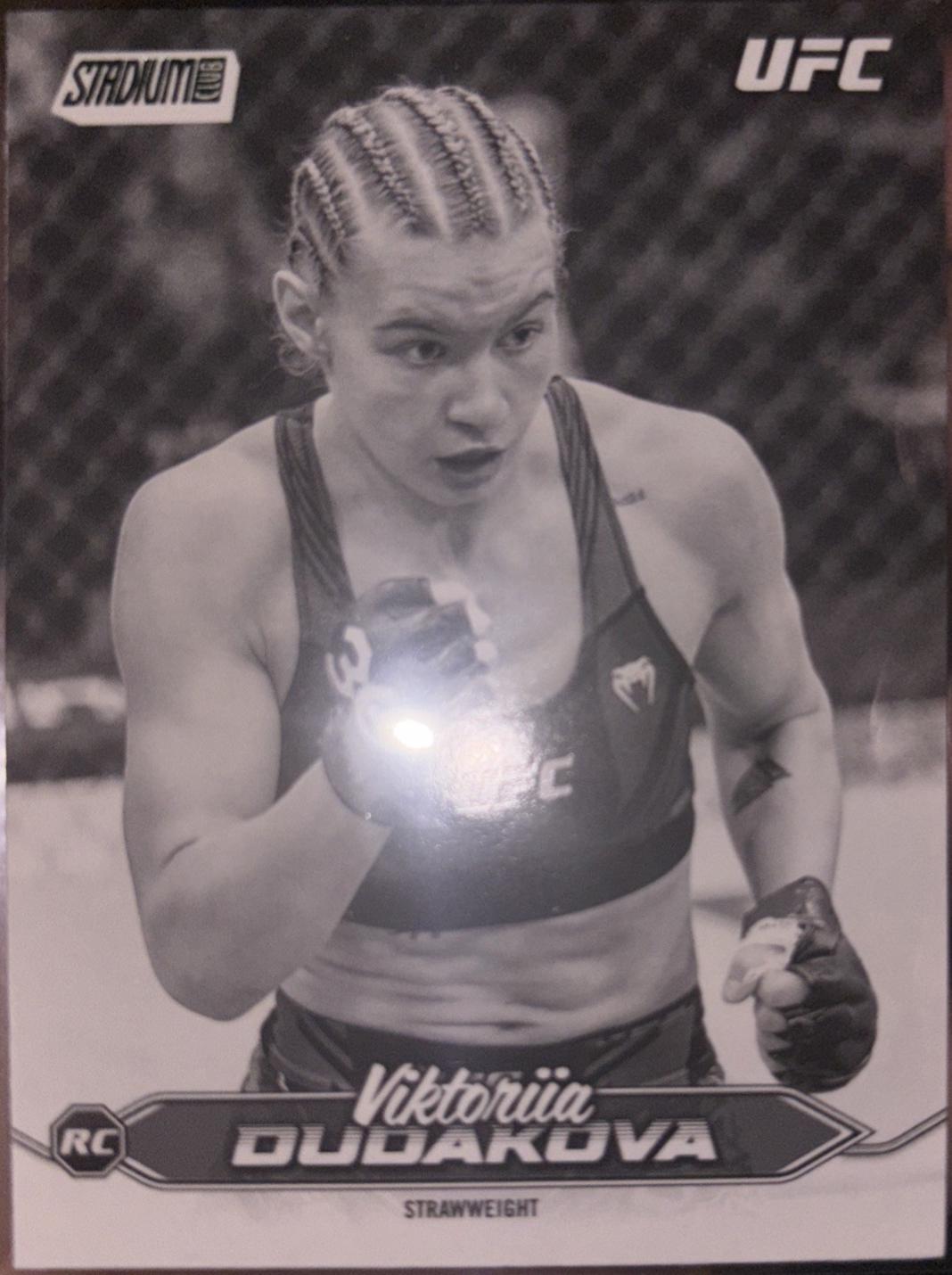 Viktoriia Dudakova [Black White] #124