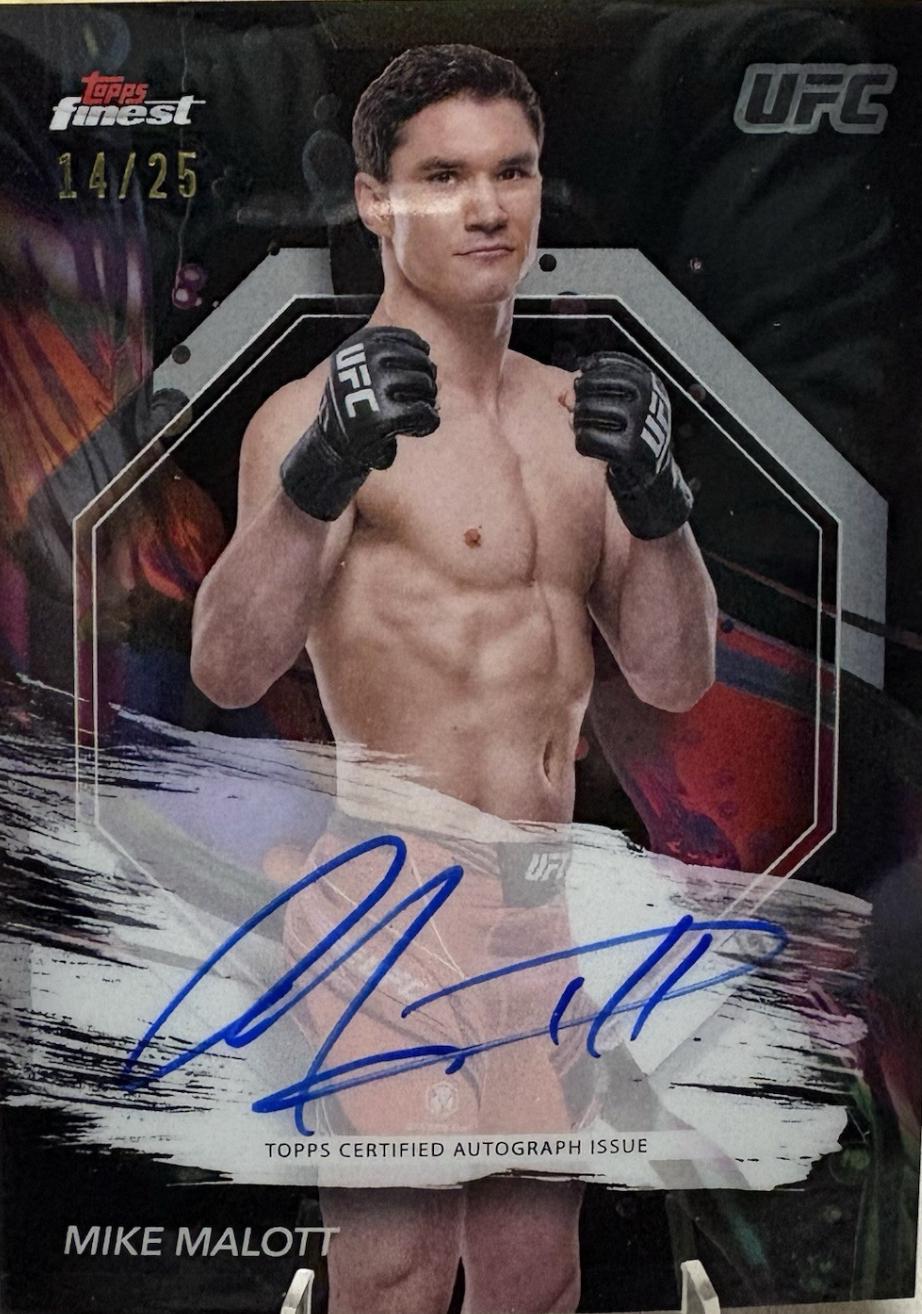 Mike Malott [Black Refractor] #FA-MMT