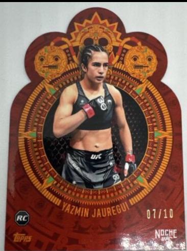 Yazmin Jauregui [Gold Die-Cut] #17