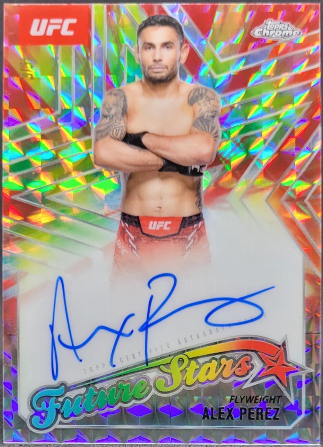 Valentina Shevchenko [Geometric Red Refractor] #SIG-VS