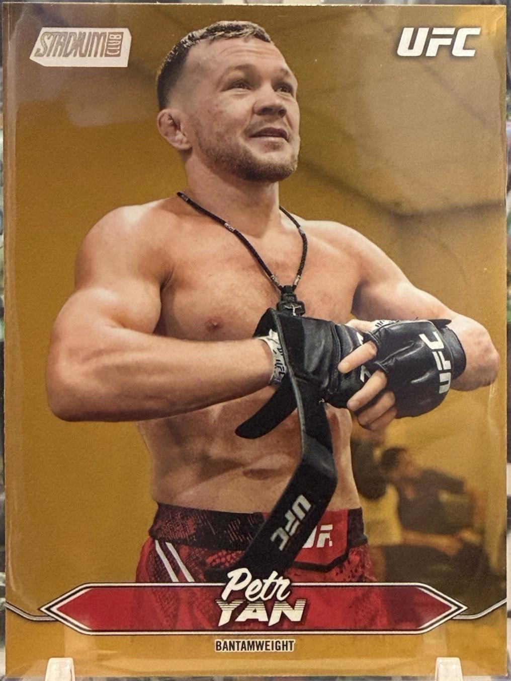 Petr Yan [Gold] #113