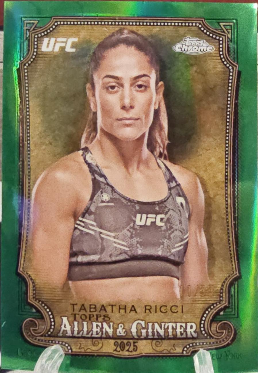 Tabatha Ricci [Green Refractor] #AAG-12